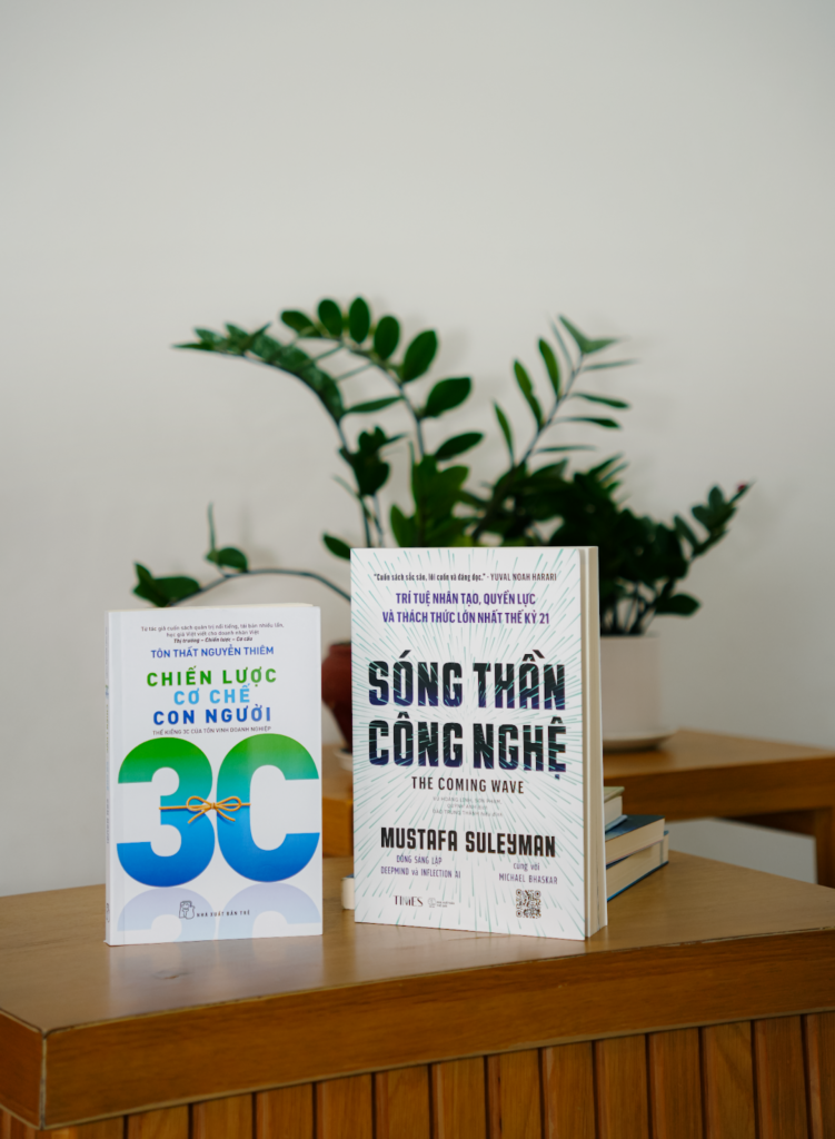 Hai tác phẩm đặc sắc được vinh danh trong hạng mục sách Quản trị.