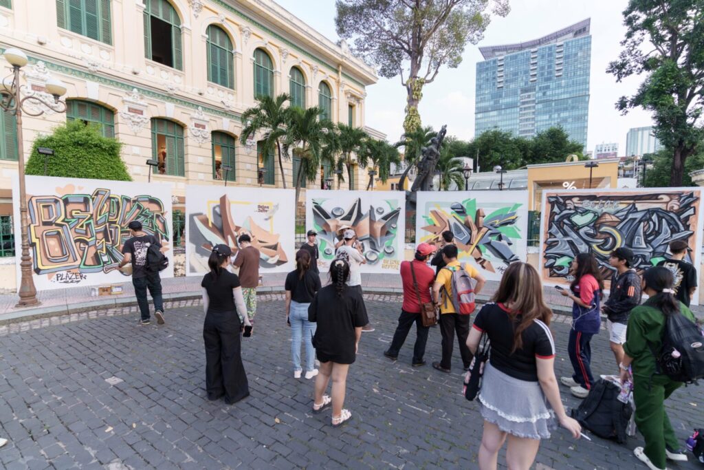 Top 5 artworks from the artLIVE Graffiti Championship displayed right in front of Saigon Central Post Office