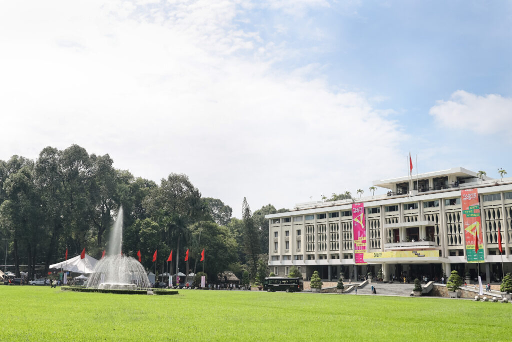 Taste of Saigon by artLIVE – “Set the Vibes” at the Independence Palace