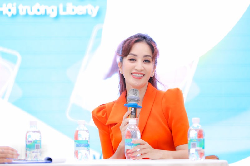 Khánh Thi – Nữ kiện tướng dancesport, trọng tài quốc tế và ngọn lửa truyền cảm hứng cho thế hệ dancer trẻ 4 Khánh Thi