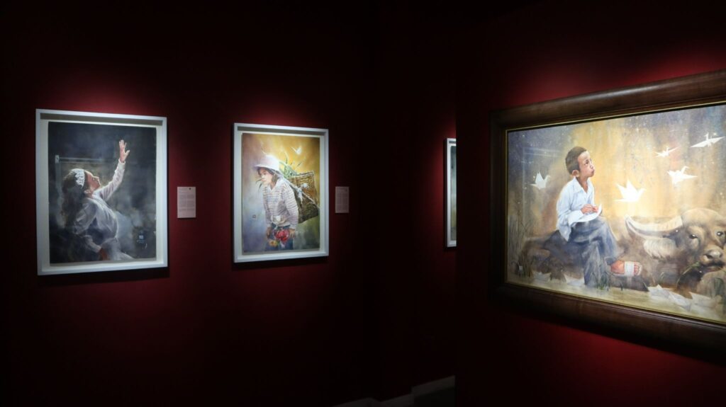 “EM 25” - Có khi mong manh, có khi chạm đến tầng sâu nội tâm  - EM
