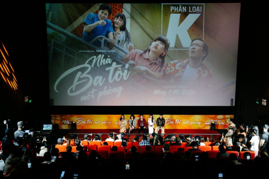 Trường Giang: 'Tôi đề cao tiêu chí hợp vai' 9 Nhà Ba Tôi Một Phòng đã vượt qua kiểm duyệt và được gắn nhãn phân loại K