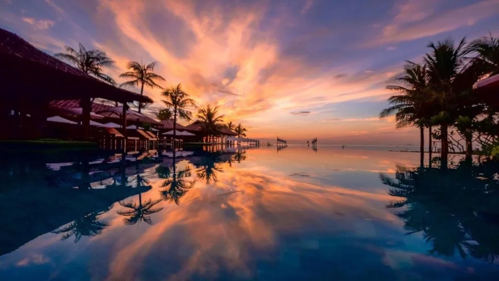 Valentine này, đi đâu cho cảm xúc thăng hoa? 1 Hoàng hôn lãng mạn tại The Anam Cam Ranh.