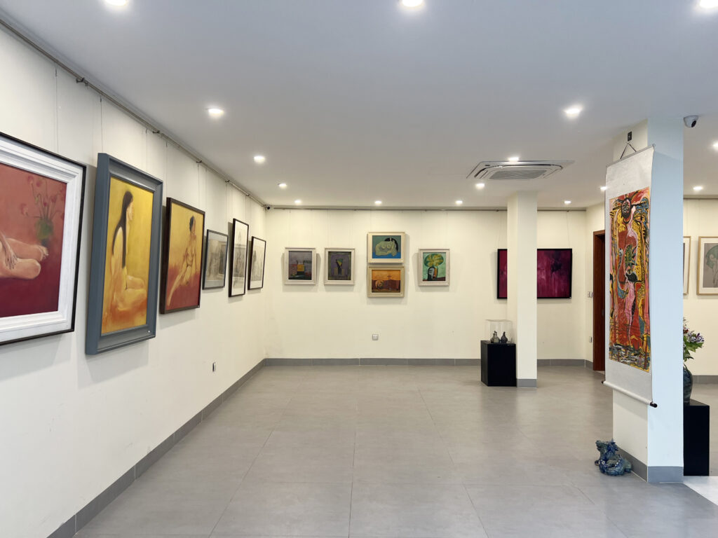 Không gian nghệ thuật Đức Nhà Sàn Studio